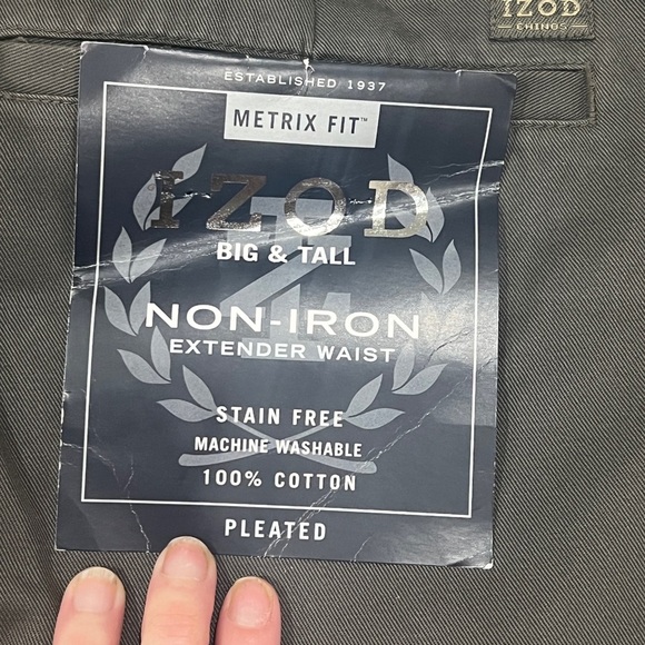 FINAL PRICE NWT IZOD Men's Gray Slacks - Picture 3 of 8